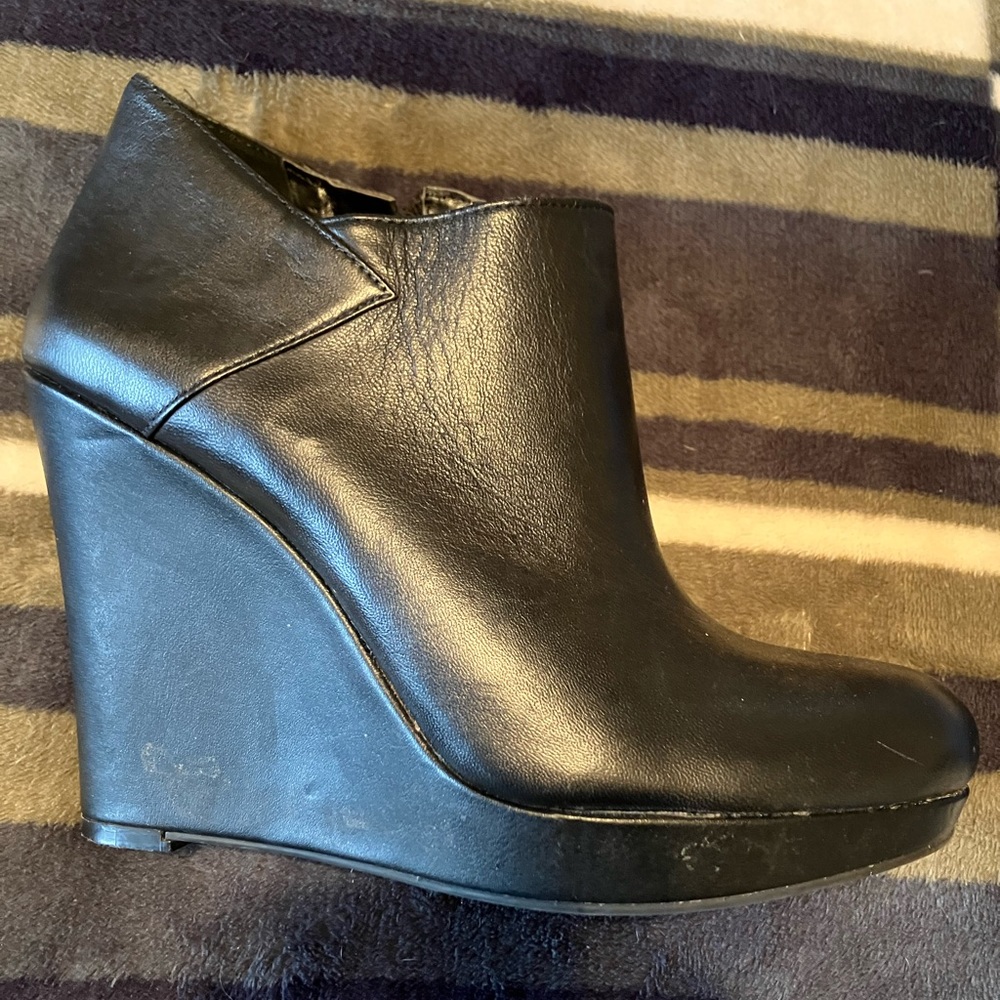 Jessica Simpson Black Wedge Heel Ankle Booties with Zipper